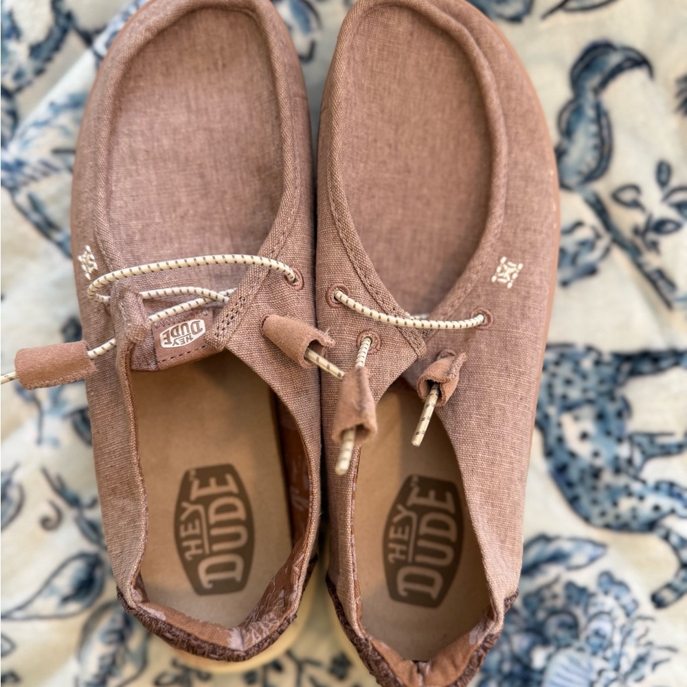 Hey Dude Mauve Loafers